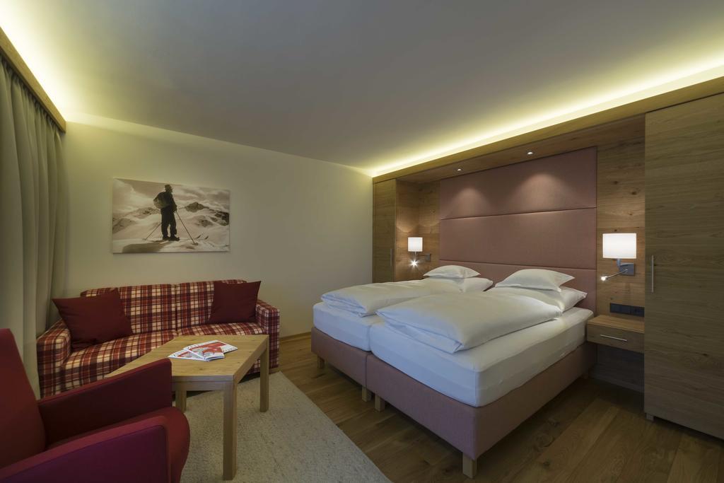 Hotel Garni Panorama Lech am Arlberg Rom bilde